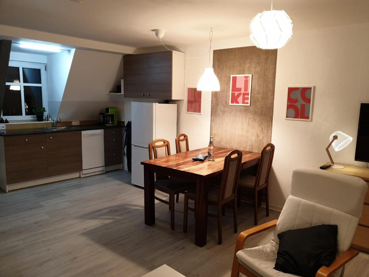 Grosses Offenes Loft Oder Kleine Gemuetliche Wohnung Mit Balkon Wolmirstedt Zewnętrze zdjęcie