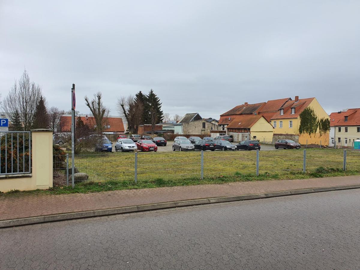 Grosses Offenes Loft Oder Kleine Gemuetliche Wohnung Mit Balkon Wolmirstedt Zewnętrze zdjęcie