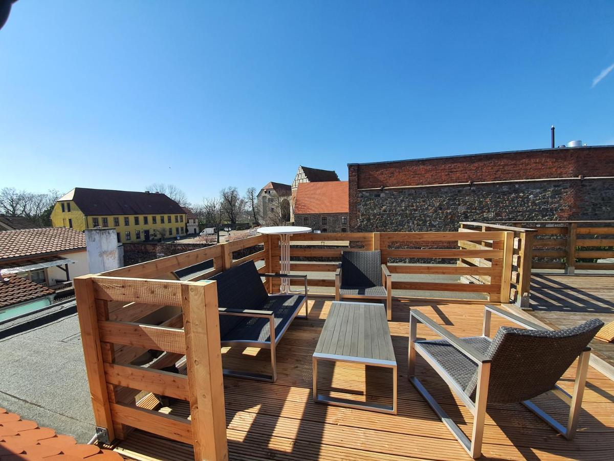 Grosses Offenes Loft Oder Kleine Gemuetliche Wohnung Mit Balkon Wolmirstedt Zewnętrze zdjęcie
