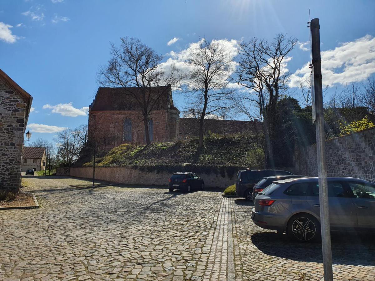 Grosses Offenes Loft Oder Kleine Gemuetliche Wohnung Mit Balkon Wolmirstedt Zewnętrze zdjęcie