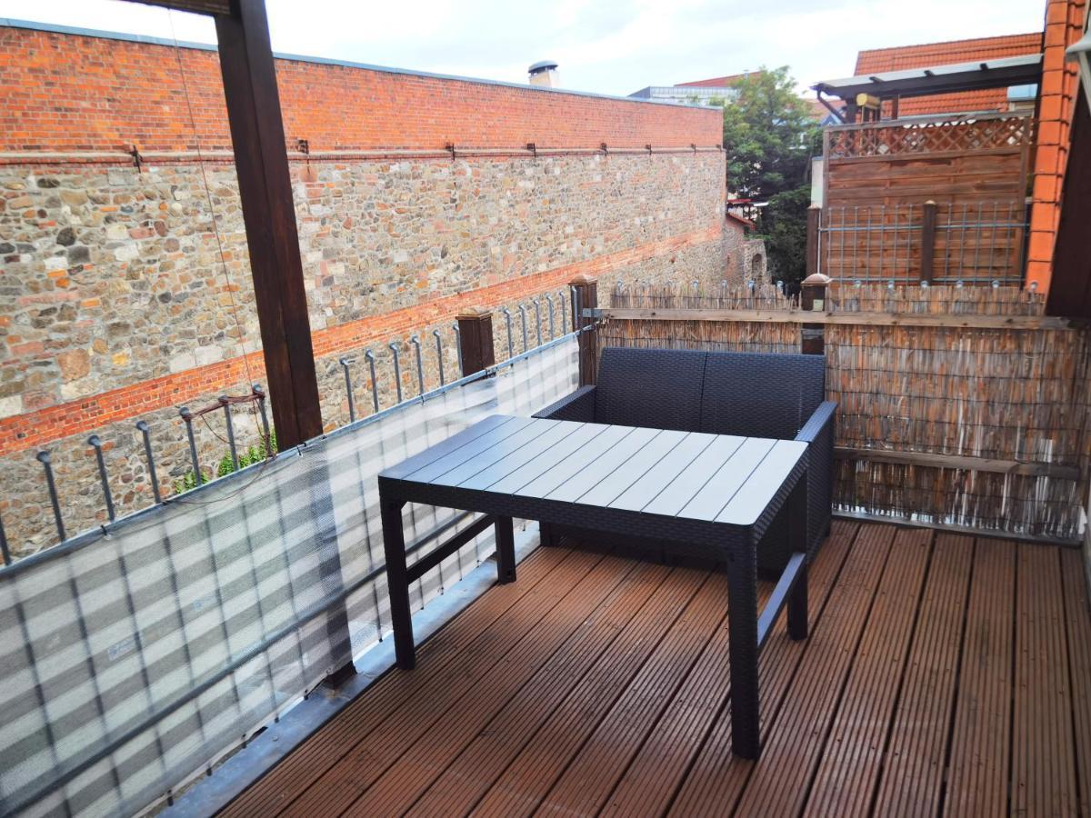 Grosses Offenes Loft Oder Kleine Gemuetliche Wohnung Mit Balkon Wolmirstedt Zewnętrze zdjęcie