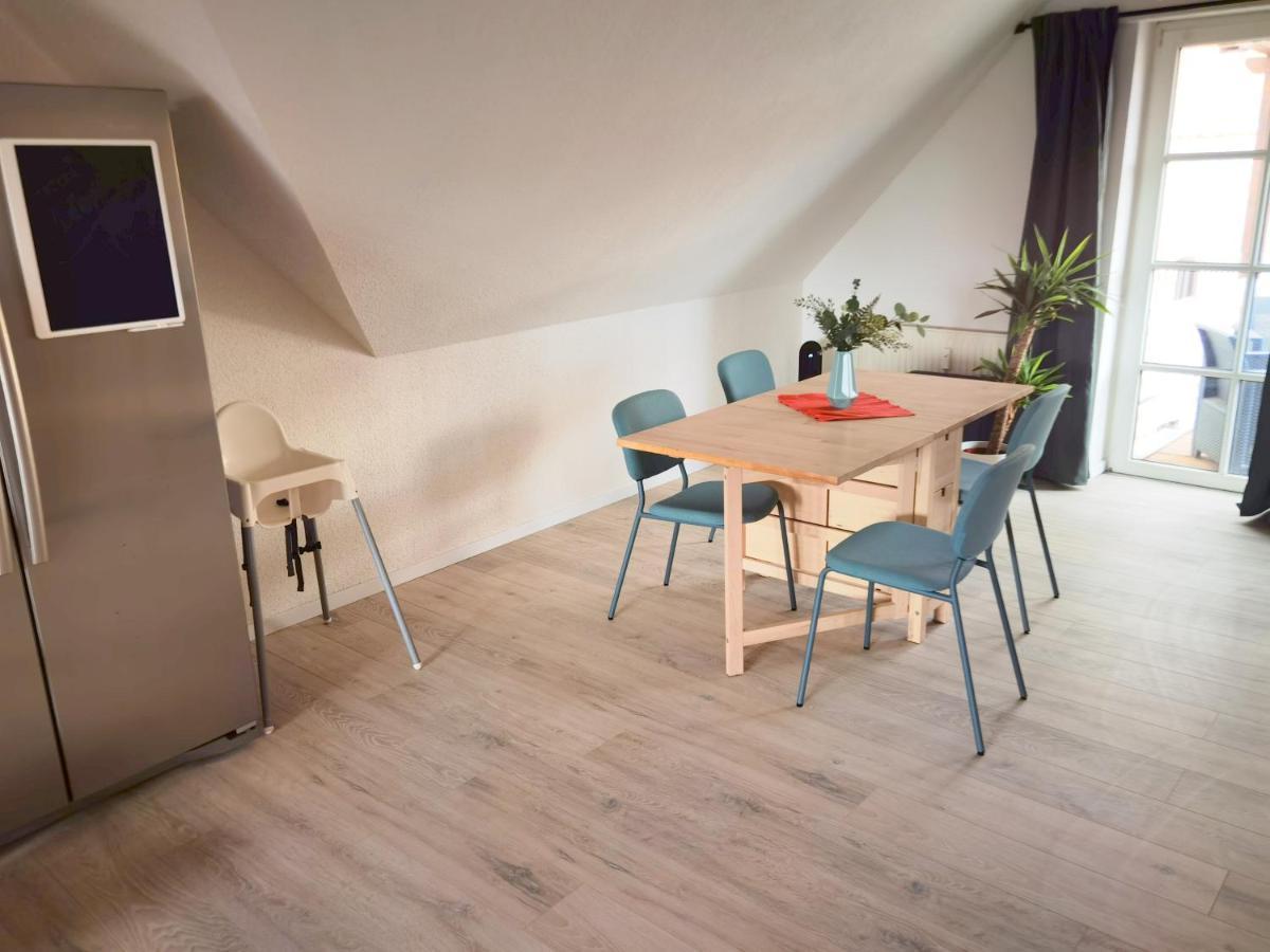 Grosses Offenes Loft Oder Kleine Gemuetliche Wohnung Mit Balkon Wolmirstedt Zewnętrze zdjęcie