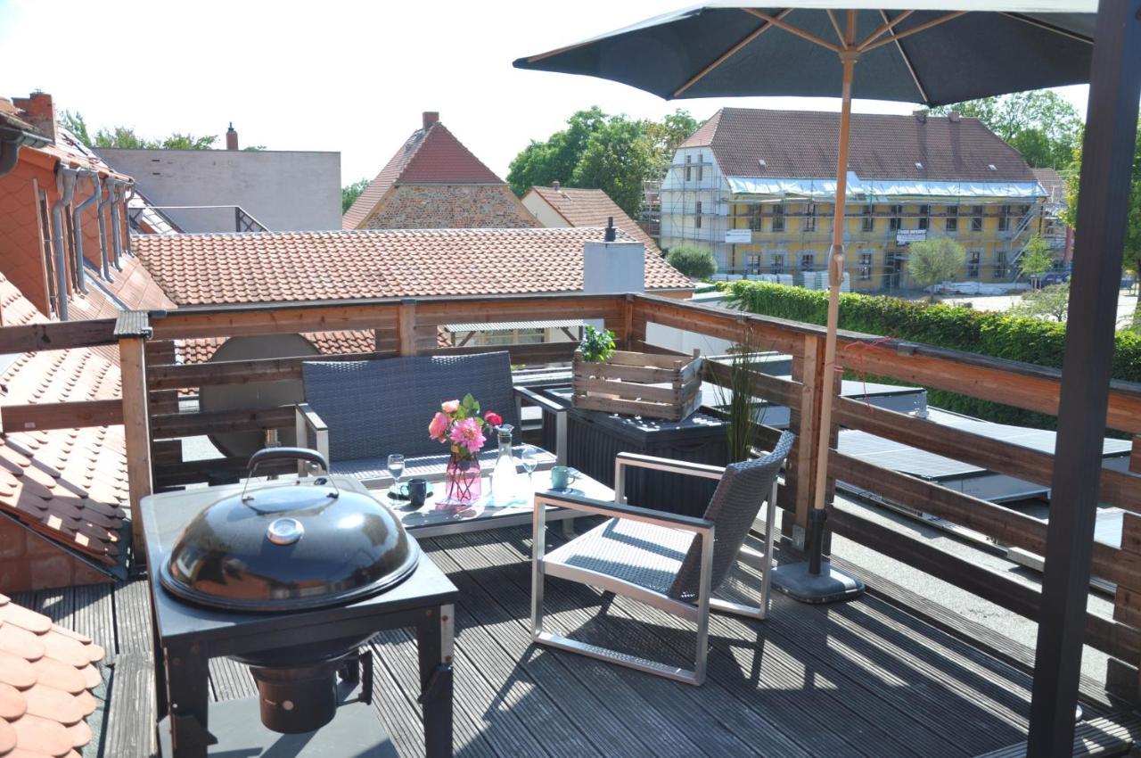 Grosses Offenes Loft Oder Kleine Gemuetliche Wohnung Mit Balkon Wolmirstedt Zewnętrze zdjęcie